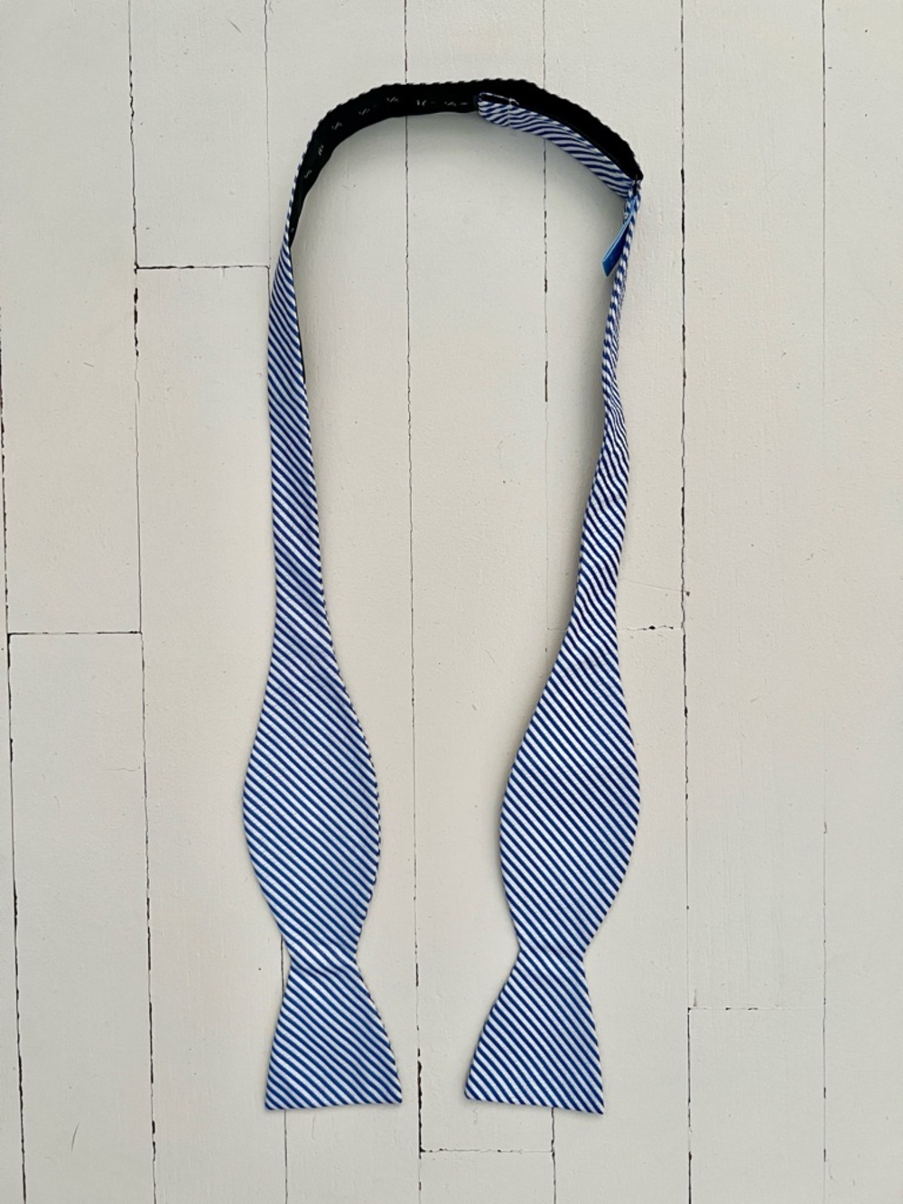 Seersucker Striped Blue/White Self-Tie Bow Tie